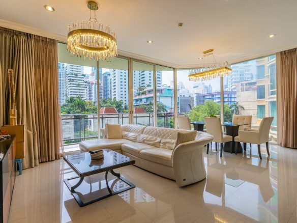 Extra Large Three Bedroom Plus Maid Condo for Rent in Phrom Phong