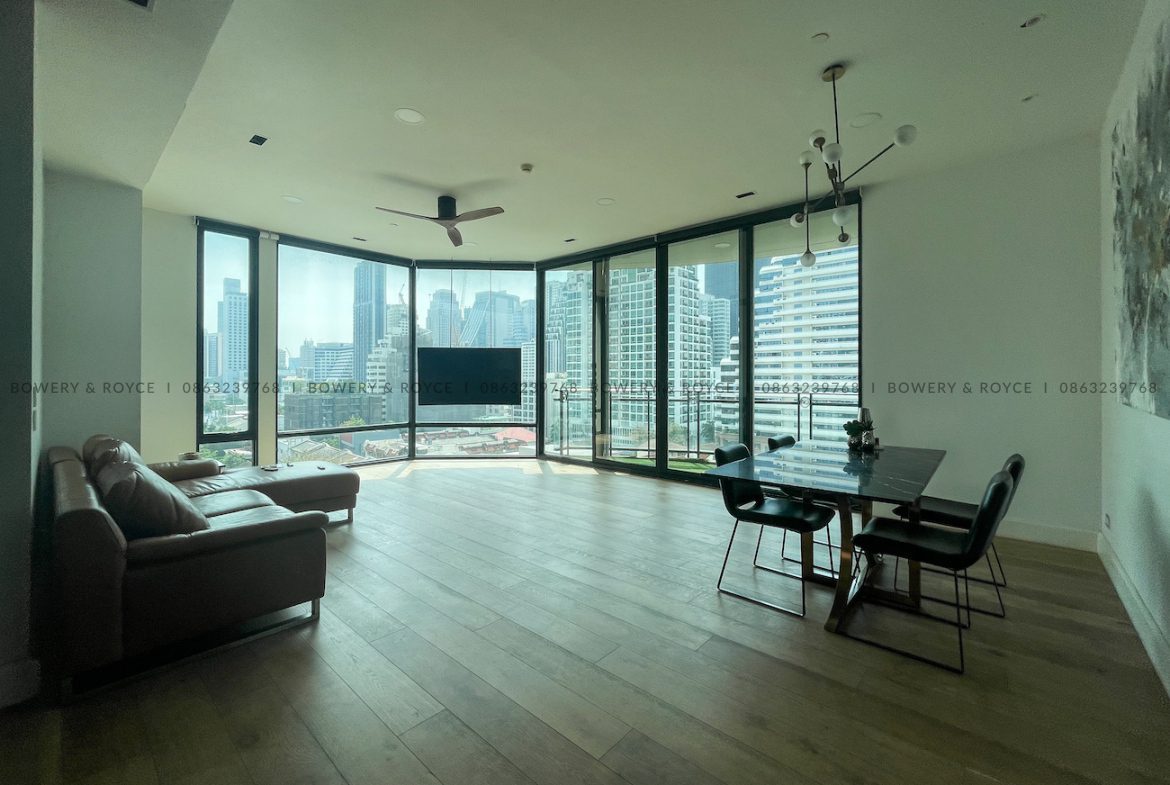 Renovated Three Bedroom Condo for Rent in Phrom Phong
