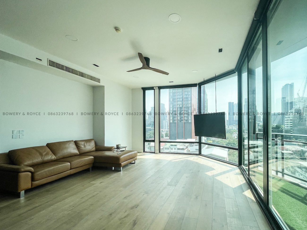 Renovated Three Bedroom Condo for Rent in Phrom Phong