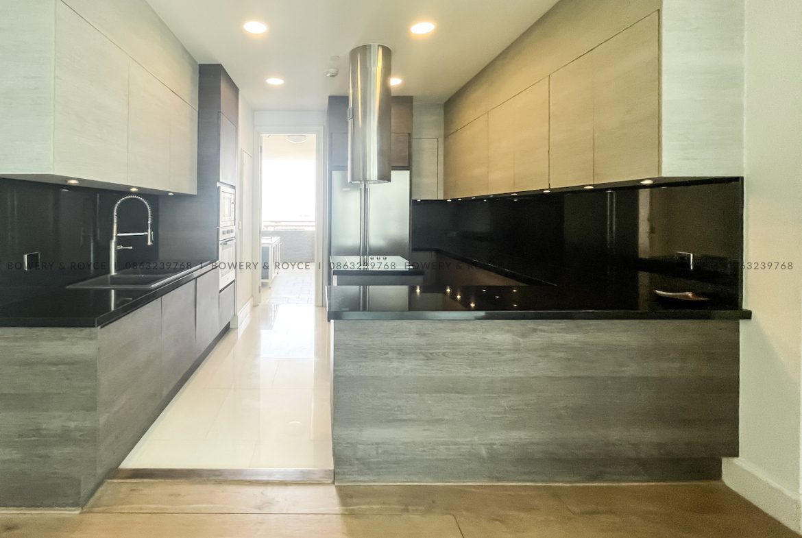 Renovated Three Bedroom Condo for Rent in Phrom Phong