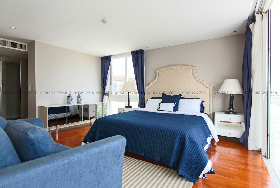 Beautiful Four Bedroom Penthouse for Rent and for Sale in Thong Lor