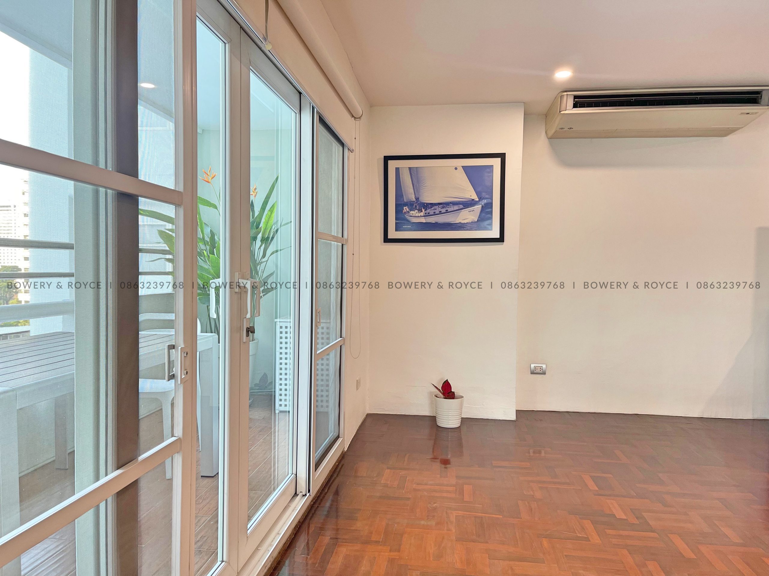 Spacious Three Bedroom Condo for Sale in Phrom Phong Sukhumvit 39