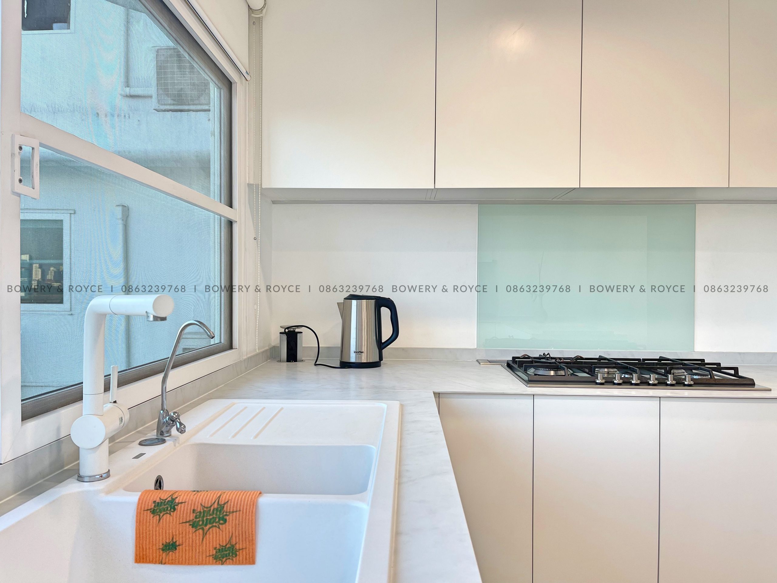 Spacious Three Bedroom Condo for Sale in Phrom Phong Sukhumvit 39
