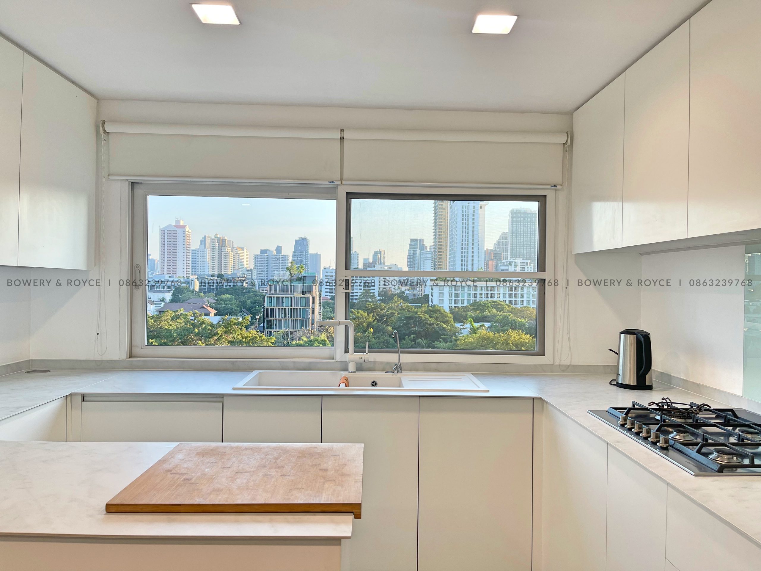 Spacious Three Bedroom Condo for Sale in Phrom Phong Sukhumvit 39