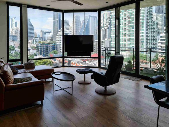 Renovated Three Bedroom Condo for Rent in Phrom Phong