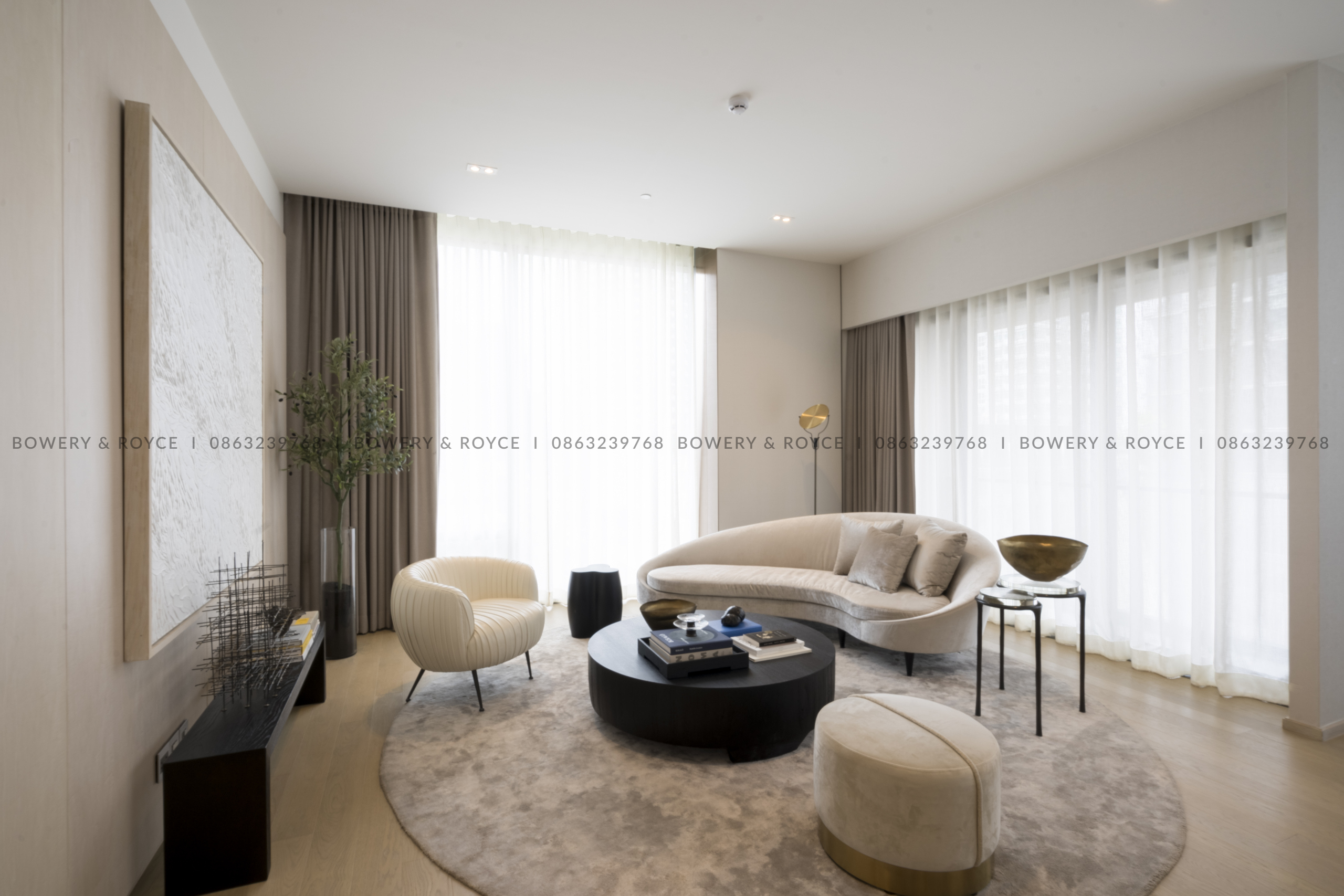 Great Location Two Bedroom Condo for Sale in Thong Lor