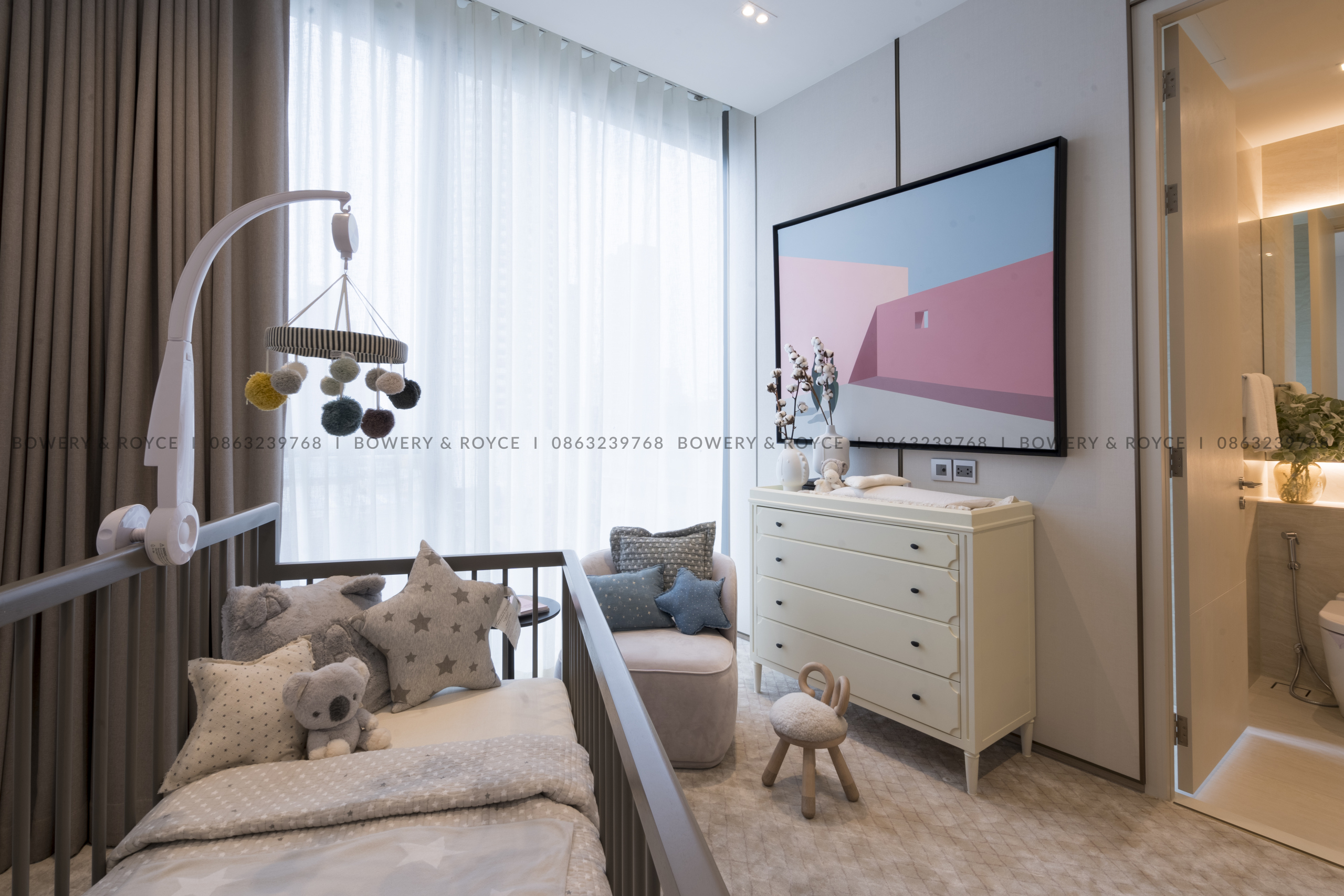 Great Location Two Bedroom Condo for Sale in Thong Lor