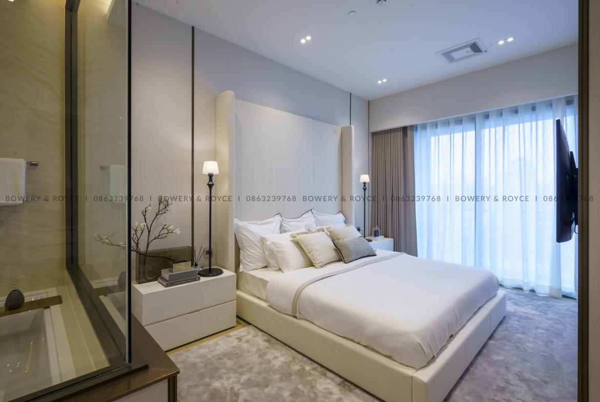 Great Location Two Bedroom Condo for Sale in Thong Lor