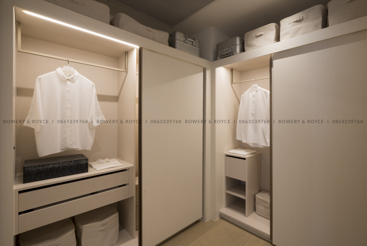 Great Location Two Bedroom Condo for Sale in Thong Lor