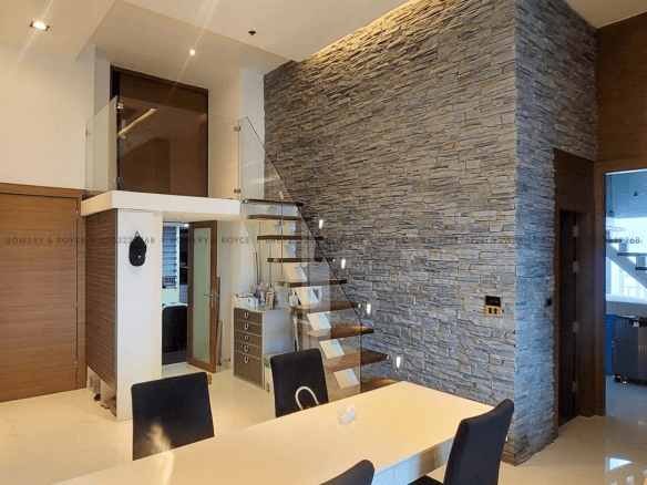 Beautiful Four bedroom duplex for sale in Thong Lor