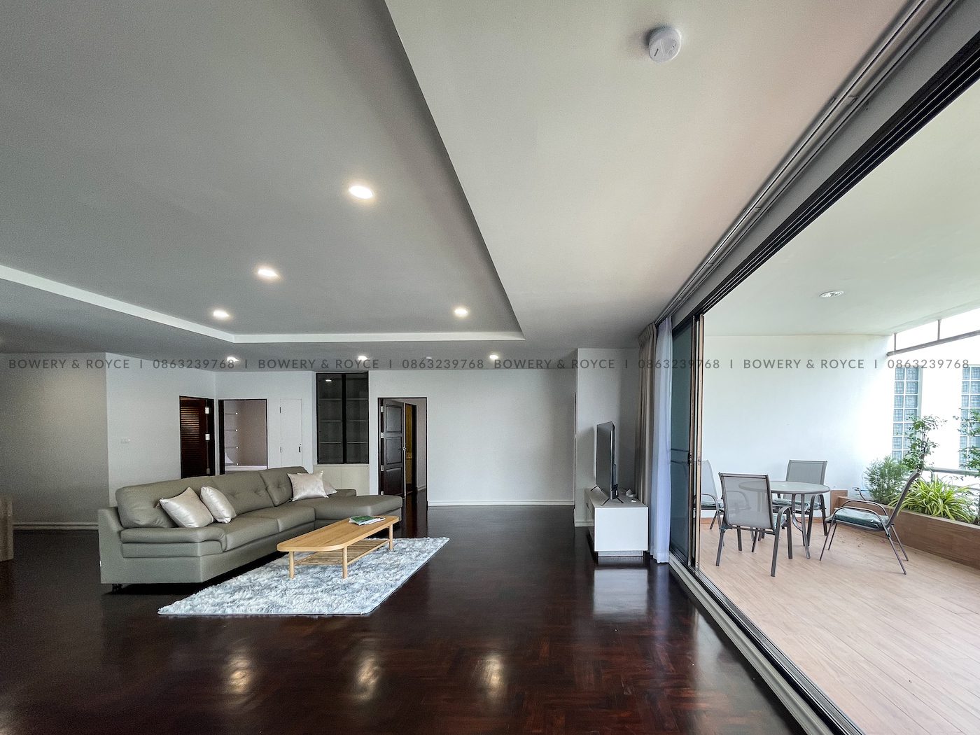 Immaculate Three Bedroom Plus Maid Apartment for Rent in Thong Lor