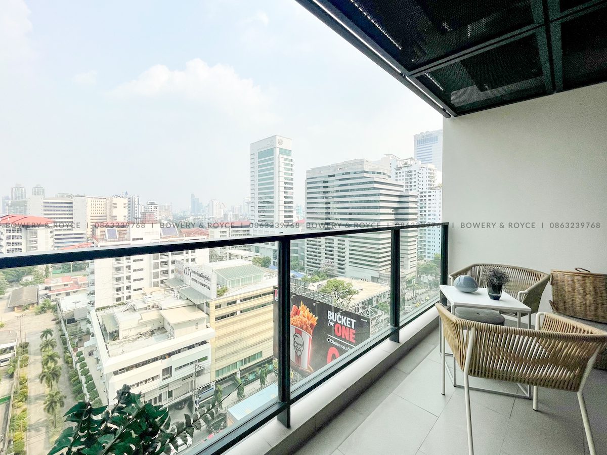 Chic & Stylish Two Bedroom Condo for Sale at the Loft Asoke
