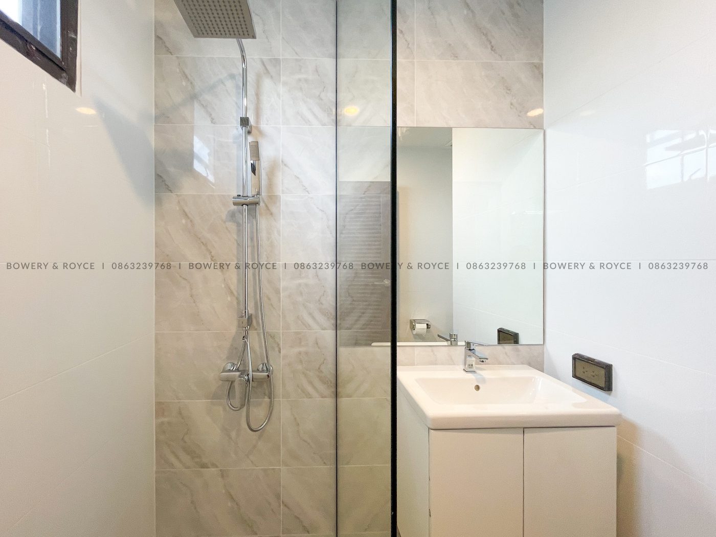 Immaculate Three Bedroom Plus Maid Apartment for Rent in Thong Lor