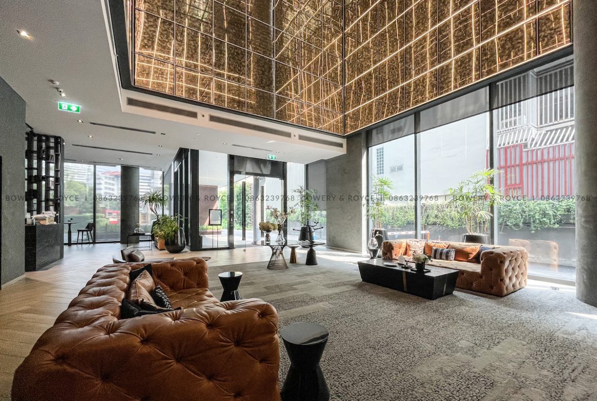Chic & Stylish Two Bedroom Condo for Sale at the Loft Asoke