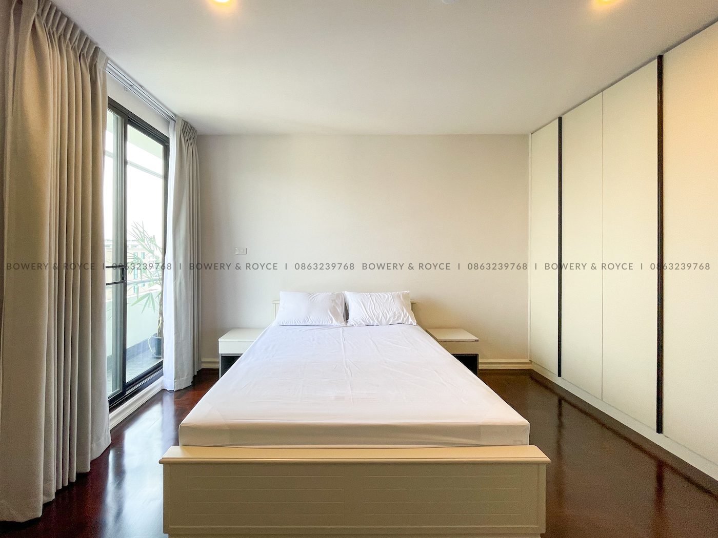 Immaculate Three Bedroom Plus Maid Apartment for Rent in Thong Lor