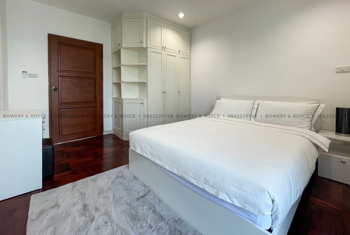 Large Terrace Two Bedroom Apartment for Rent in Thong Lor