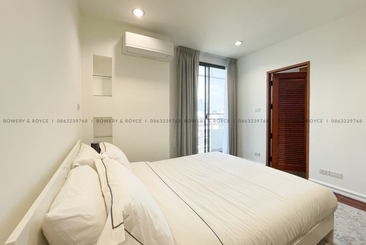 Large Terrace Two Bedroom Apartment for Rent in Thong Lor