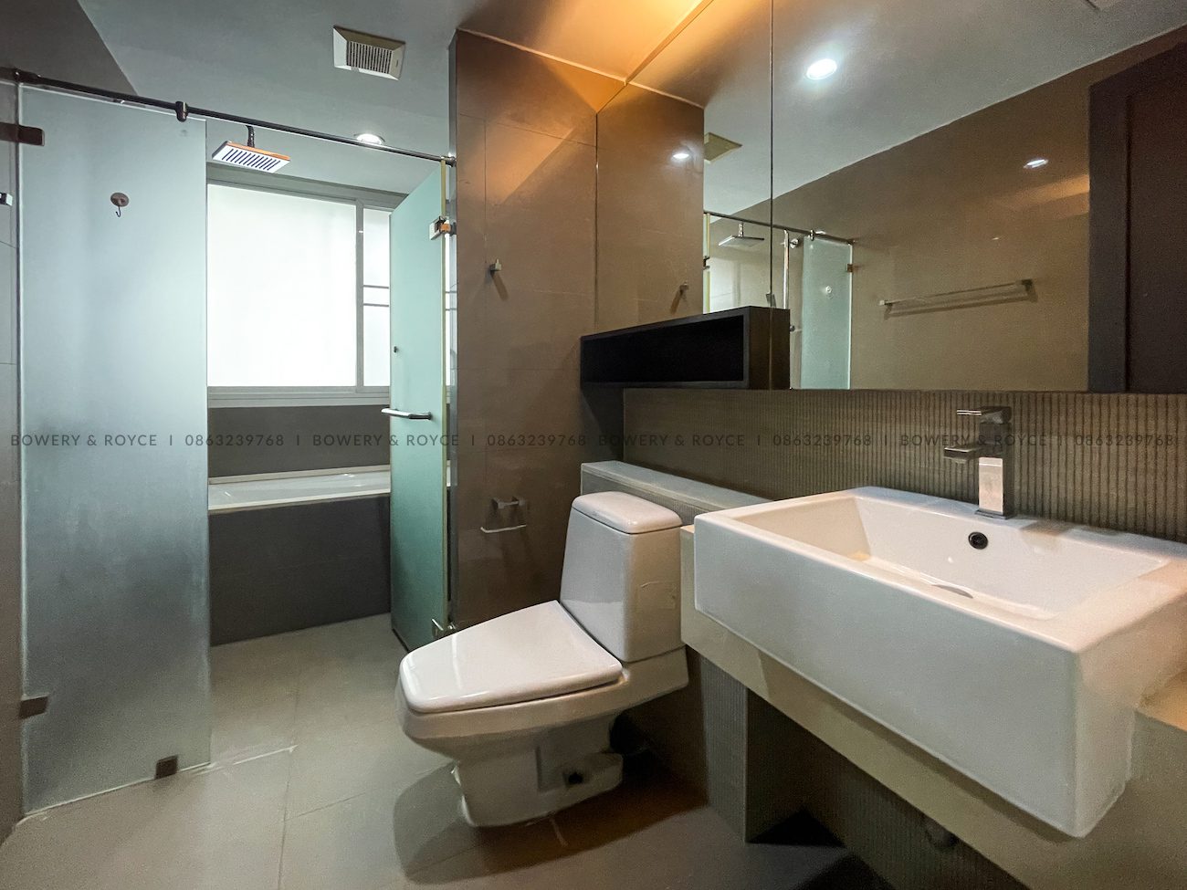 Pet Friendly Three Bedroom Apartment for Rent in Thong Lor