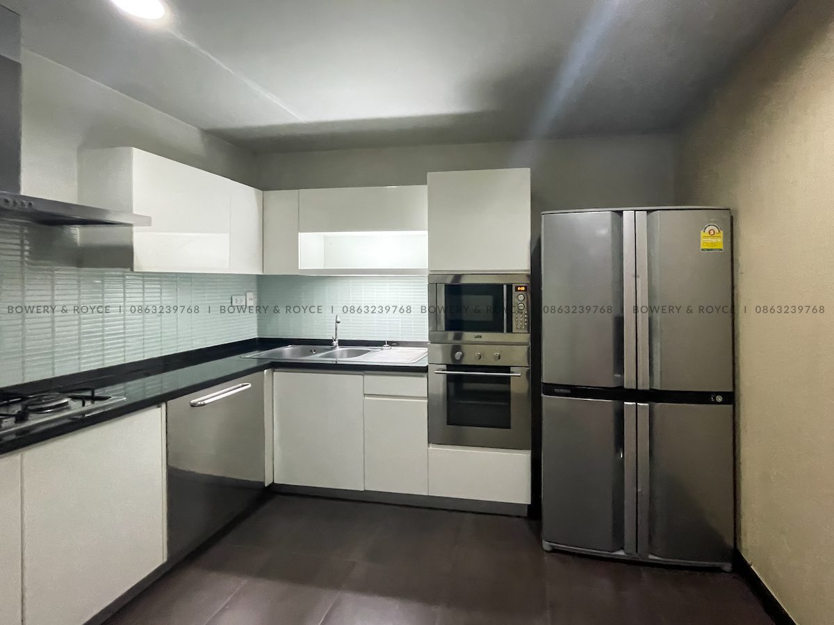 Pet Friendly Three Bedroom Apartment for Rent in Thong Lor