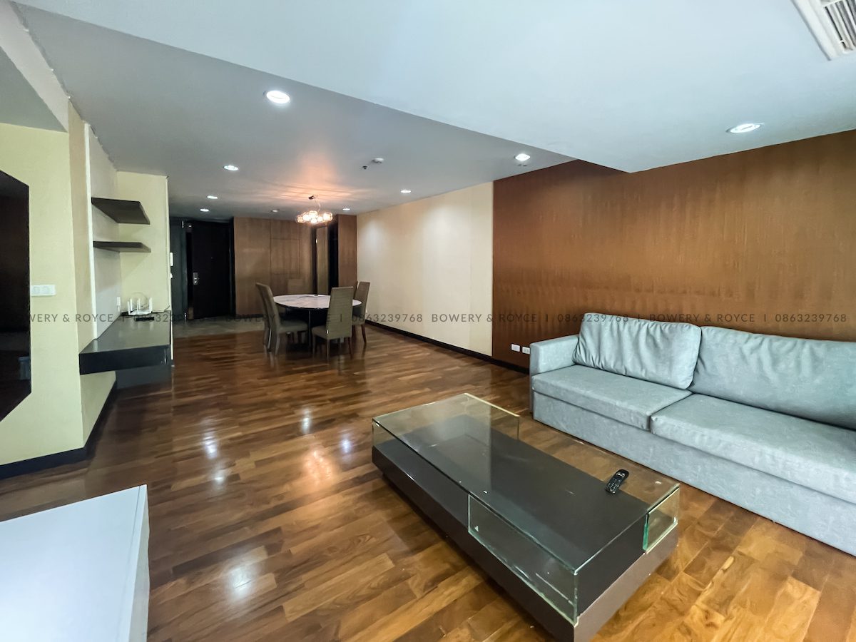 Pet Friendly Three Bedroom Apartment for Rent in Thong Lor