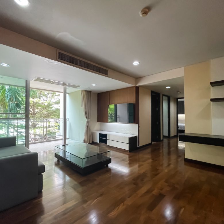 Pet Friendly Three Bedroom Apartment for Rent in Thong Lor