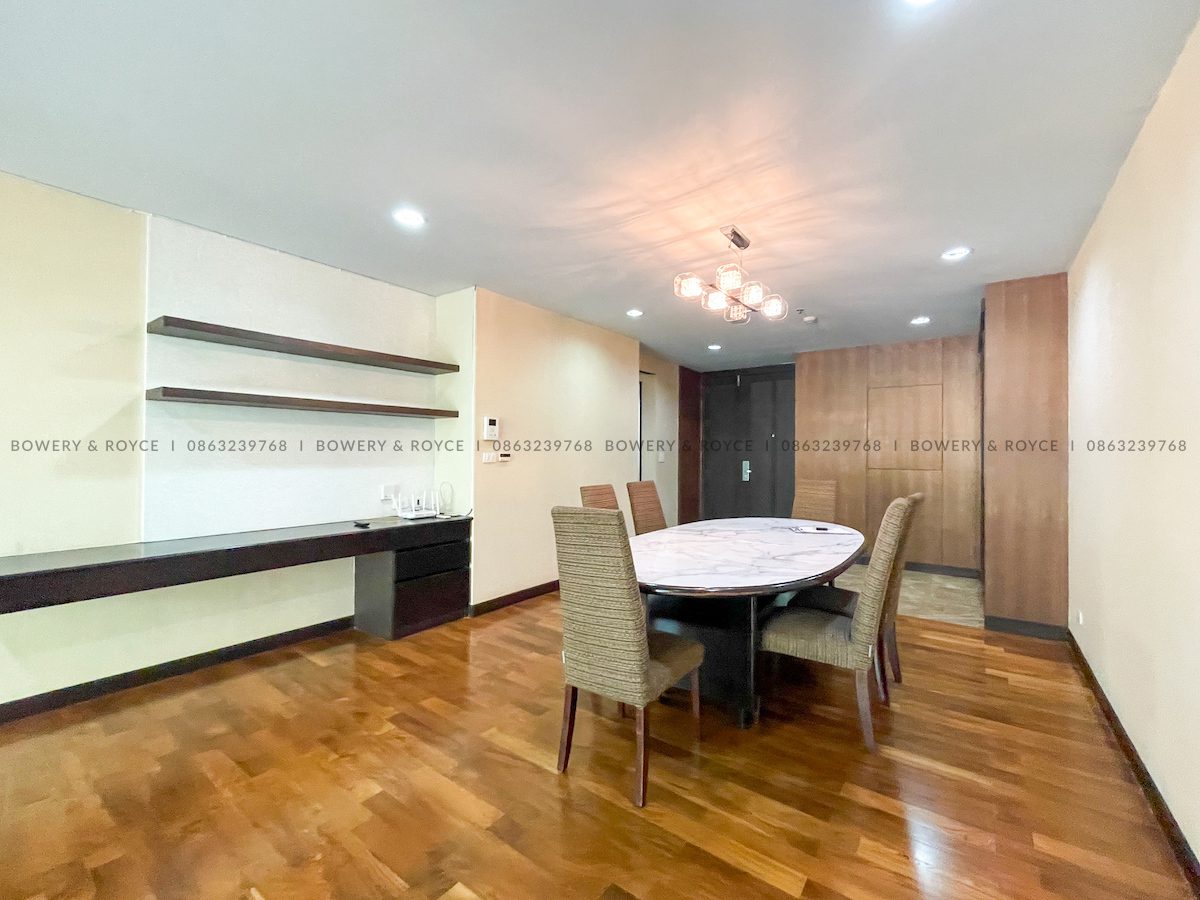 Pet Friendly Three Bedroom Apartment for Rent in Thong Lor