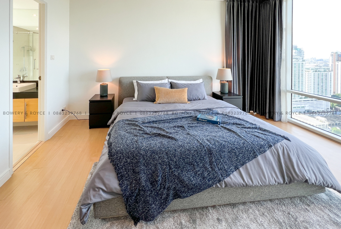 Large Three Bedroom Plus Maid Condo for Rent in Ekkamai