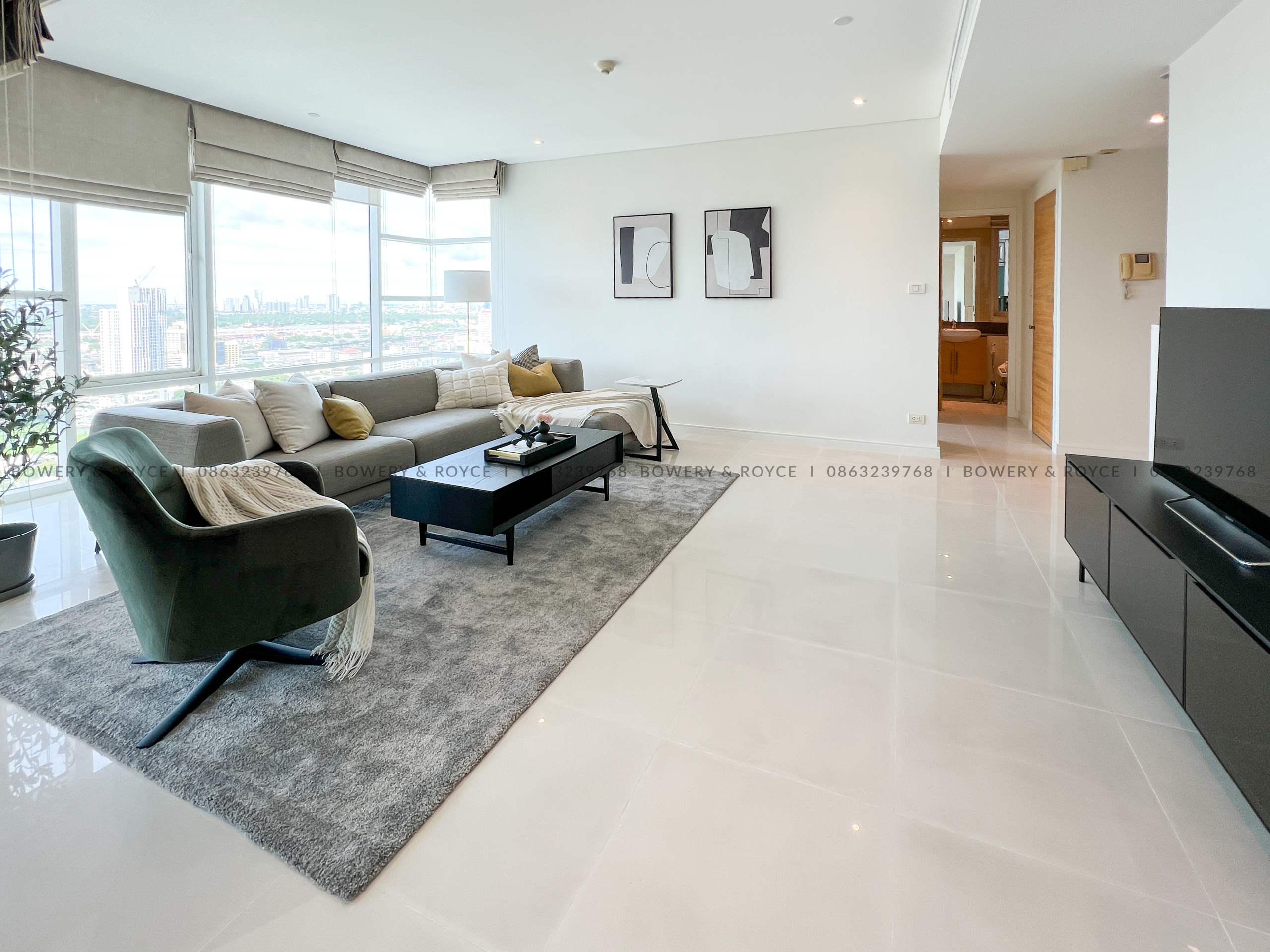 Large Three Bedroom Plus Maid Condo for Rent in Ekkamai