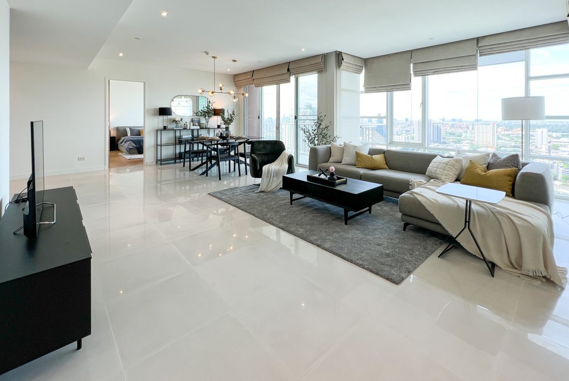 Large Three Bedroom Plus Maid Condo for Rent in Ekkamai