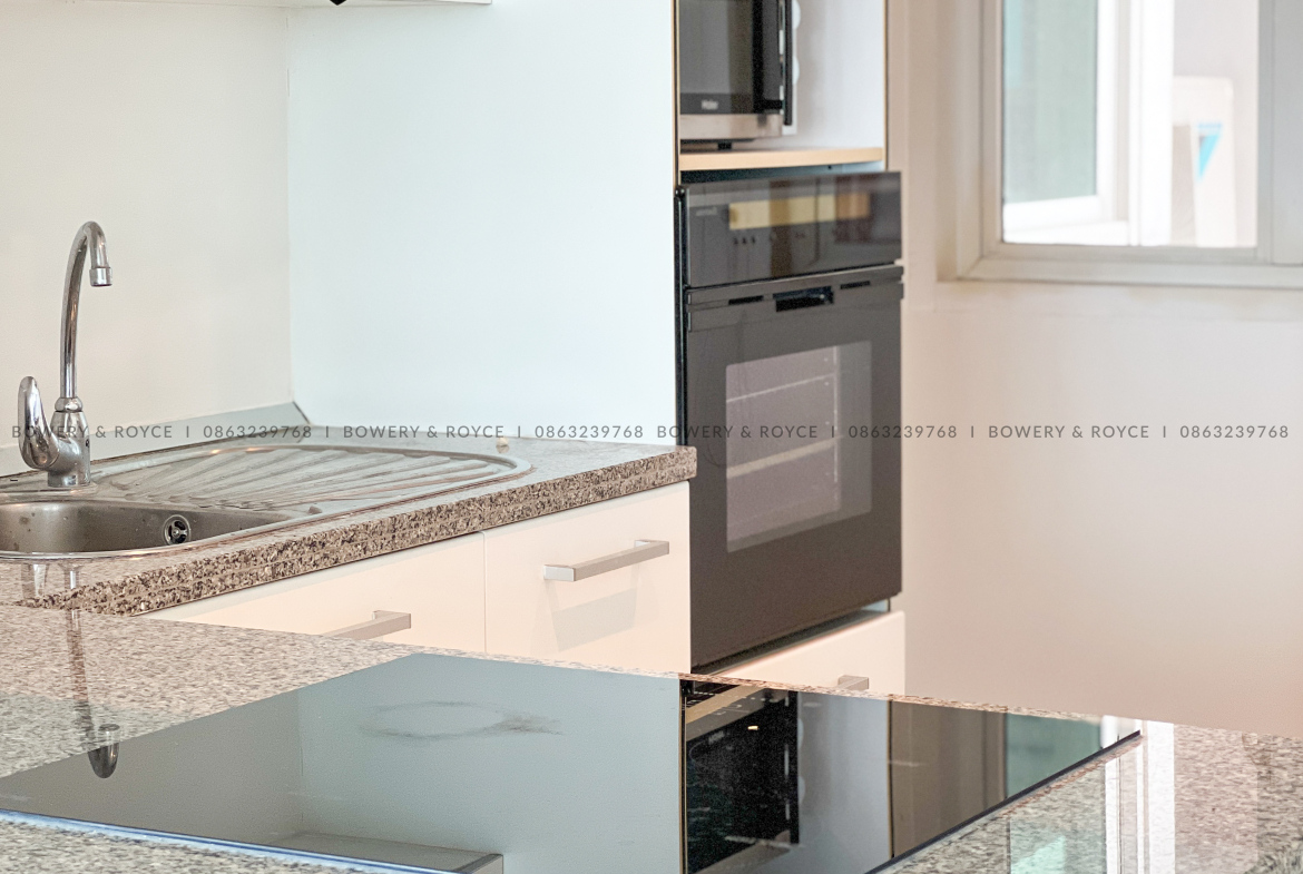 Large Three Bedroom Plus Maid Condo for Rent in Ekkamai