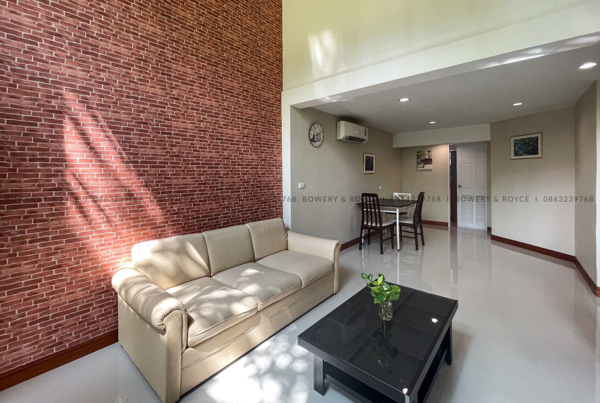Thai Style Two Bedroom Townhouse for Rent in Thong Lor