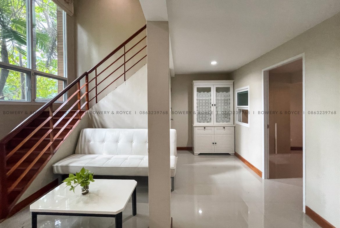 Thai Style Three Bedroom Duplex for Rent in Thong Lor