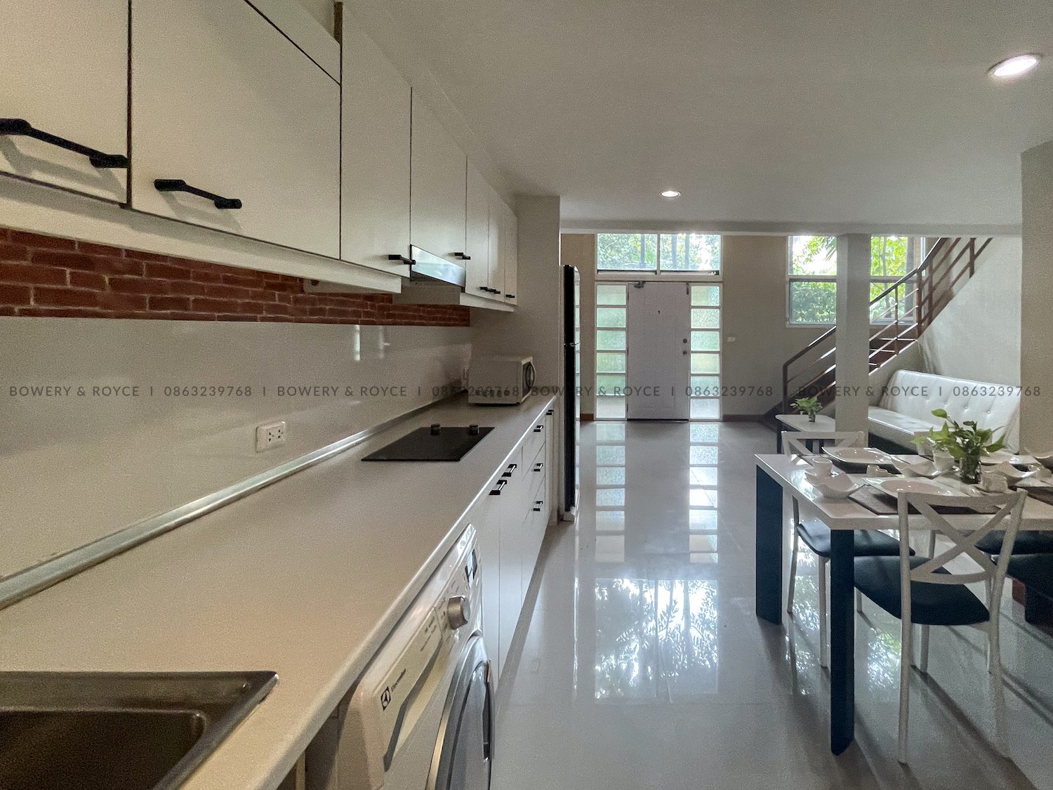 Thai Style Three Bedroom Duplex for Rent in Thong Lor