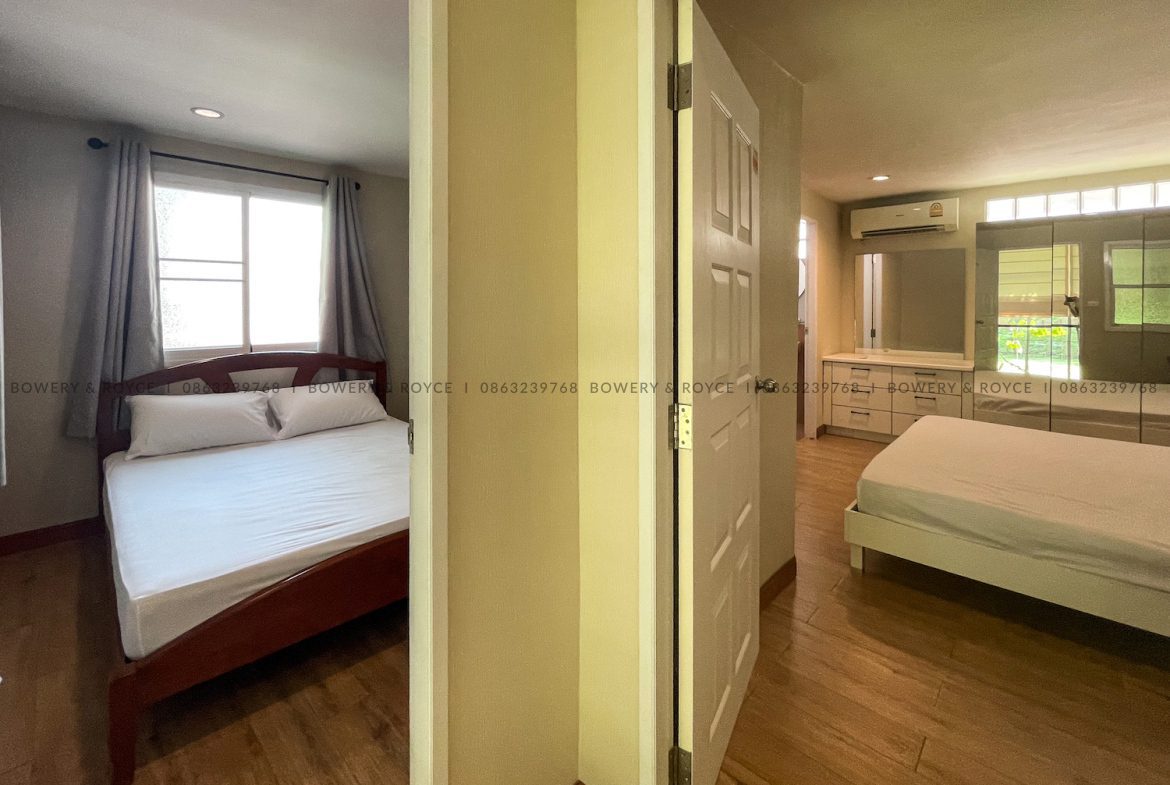 Thai Style Two Bedroom Townhouse for Rent in Thong Lor