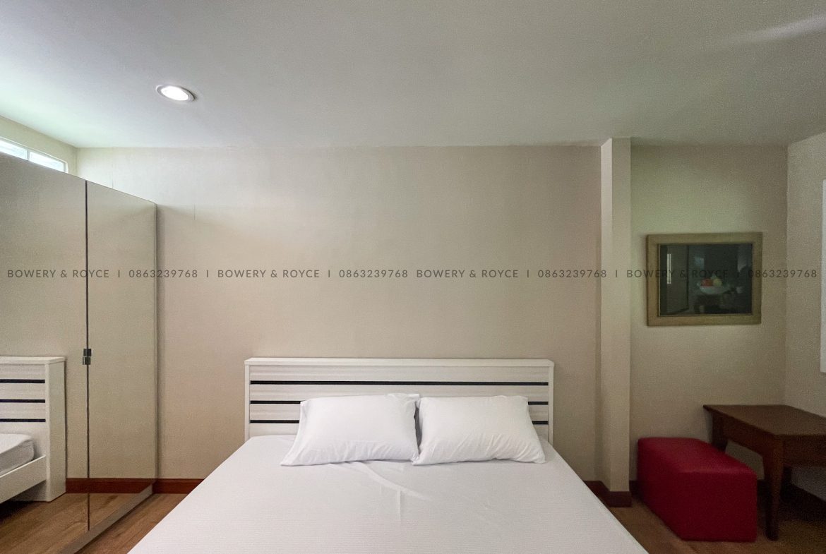 Thai Style Two Bedroom Townhouse for Rent in Thong Lor