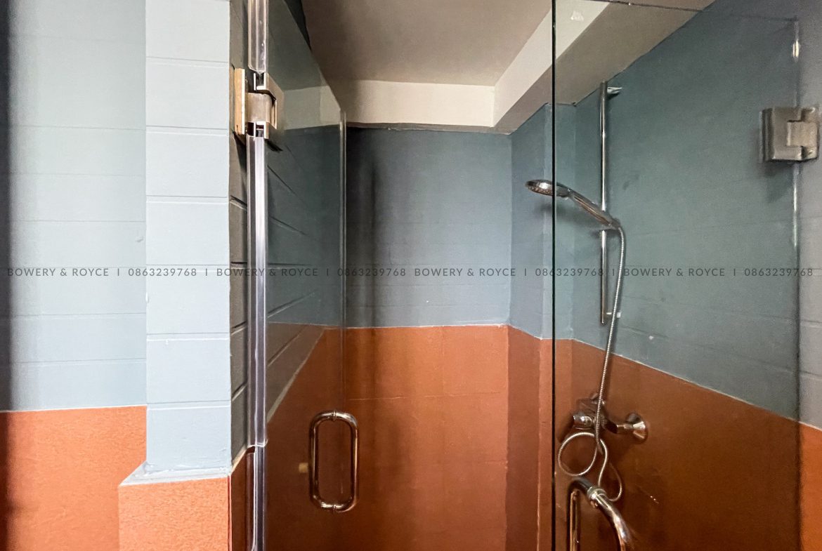 Thai Style Two Bedroom Townhouse for Rent in Thong Lor