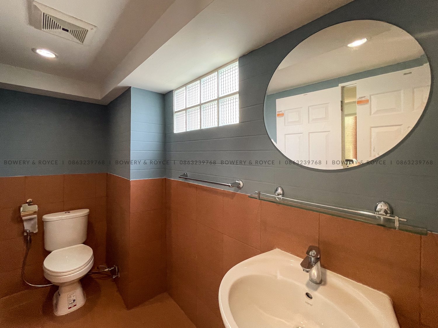 Thai Style Two Bedroom Townhouse for Rent in Thong Lor