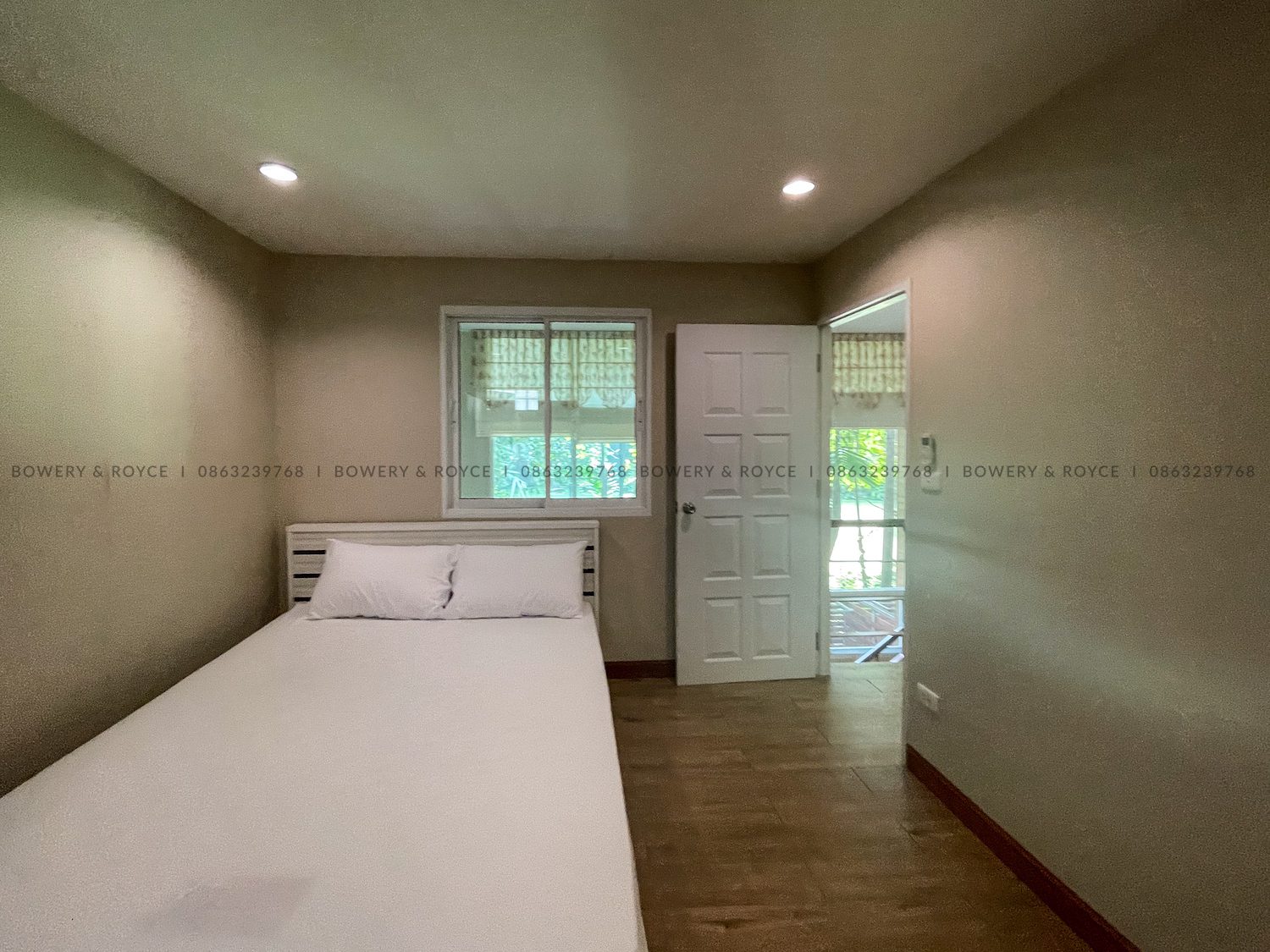 Thai Style Three Bedroom Duplex for Rent in Thong Lor