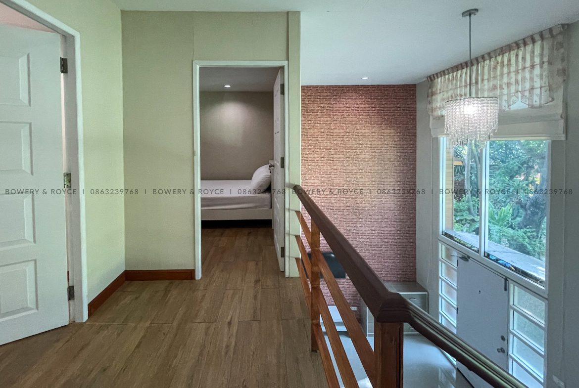 Thai Style Three Bedroom Duplex for Rent in Thong Lor