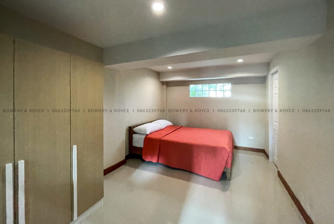 Thai Style Three Bedroom Duplex for Rent in Thong Lor