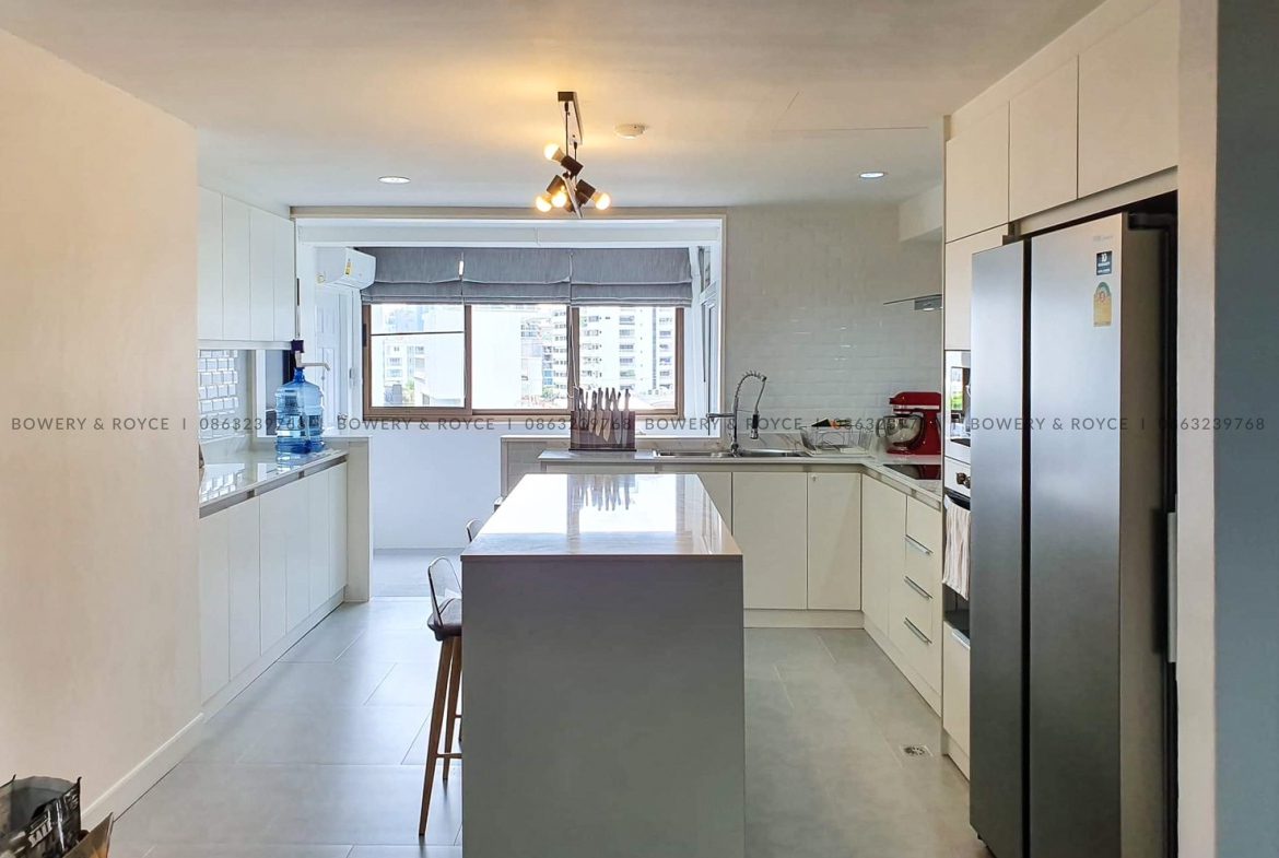 Spacious Four Bedroom Pet Friendly Apartment for Rent in Thong Lor