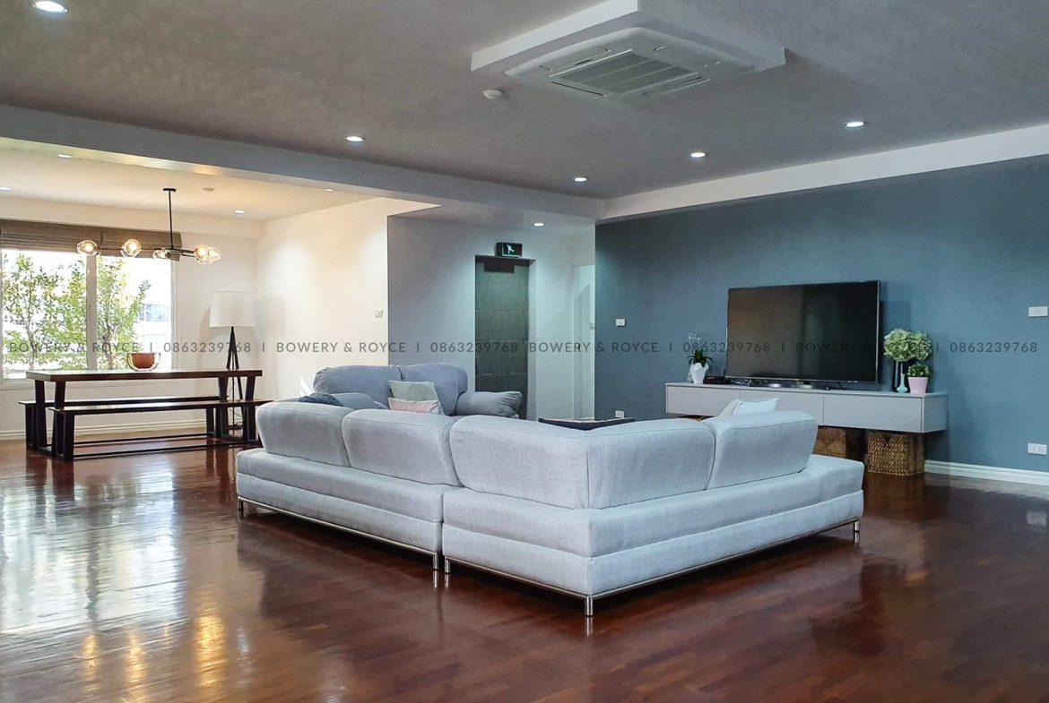 Spacious Four Bedroom Pet Friendly Apartment for Rent in Thong Lor