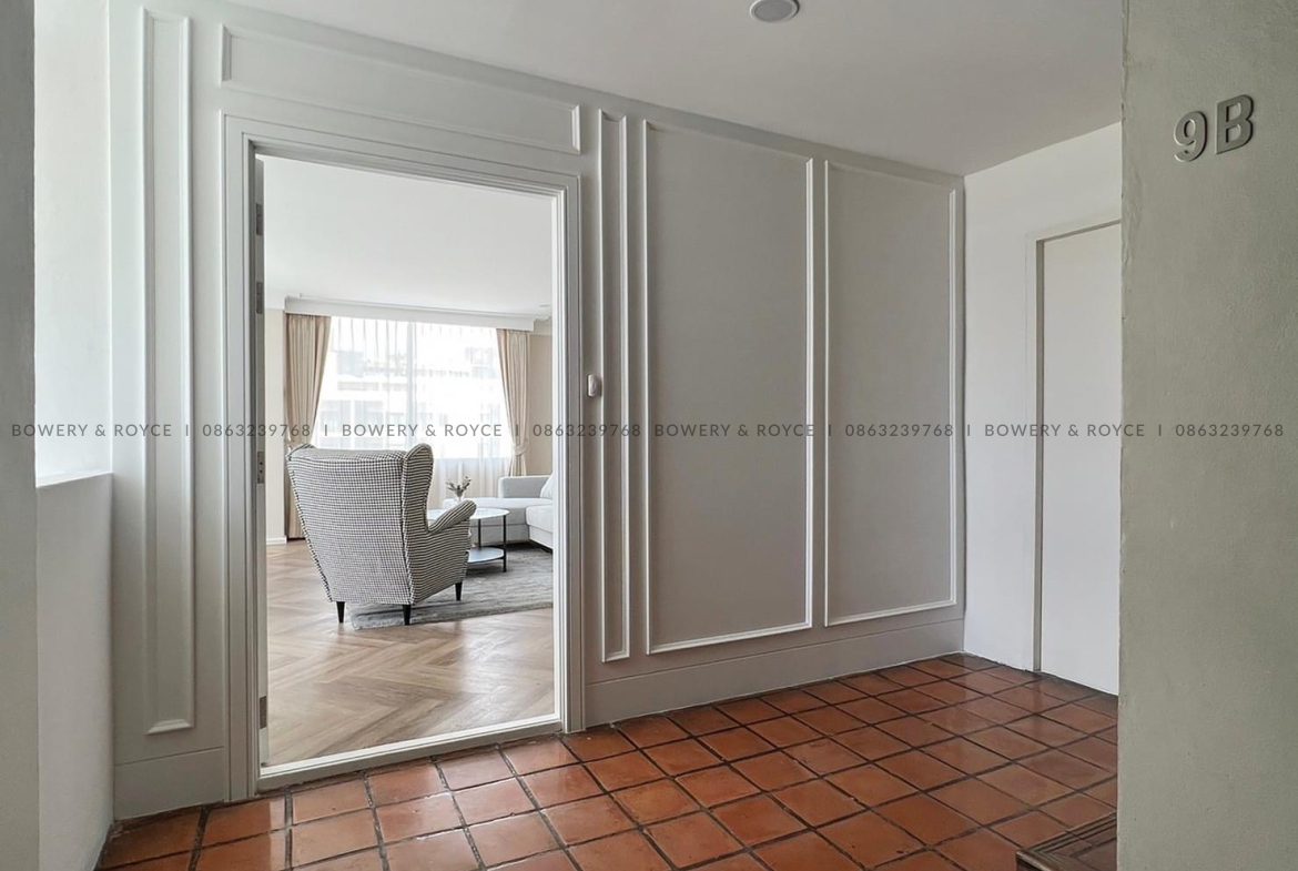 Beautifully Renovated Three Bedroom Condo for Rent in Thong Lor