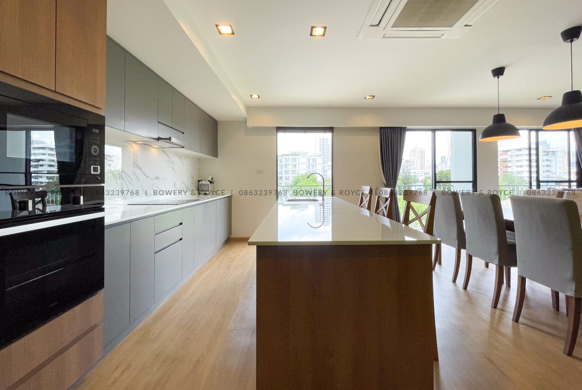 Professional Design Three Bedroom Pet Friendly Apartment for Rent in Thong Lor
