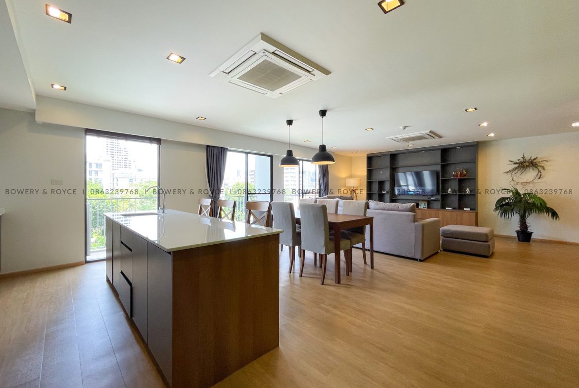 Professional Design Three Bedroom Pet Friendly Apartment for Rent in Thong Lor