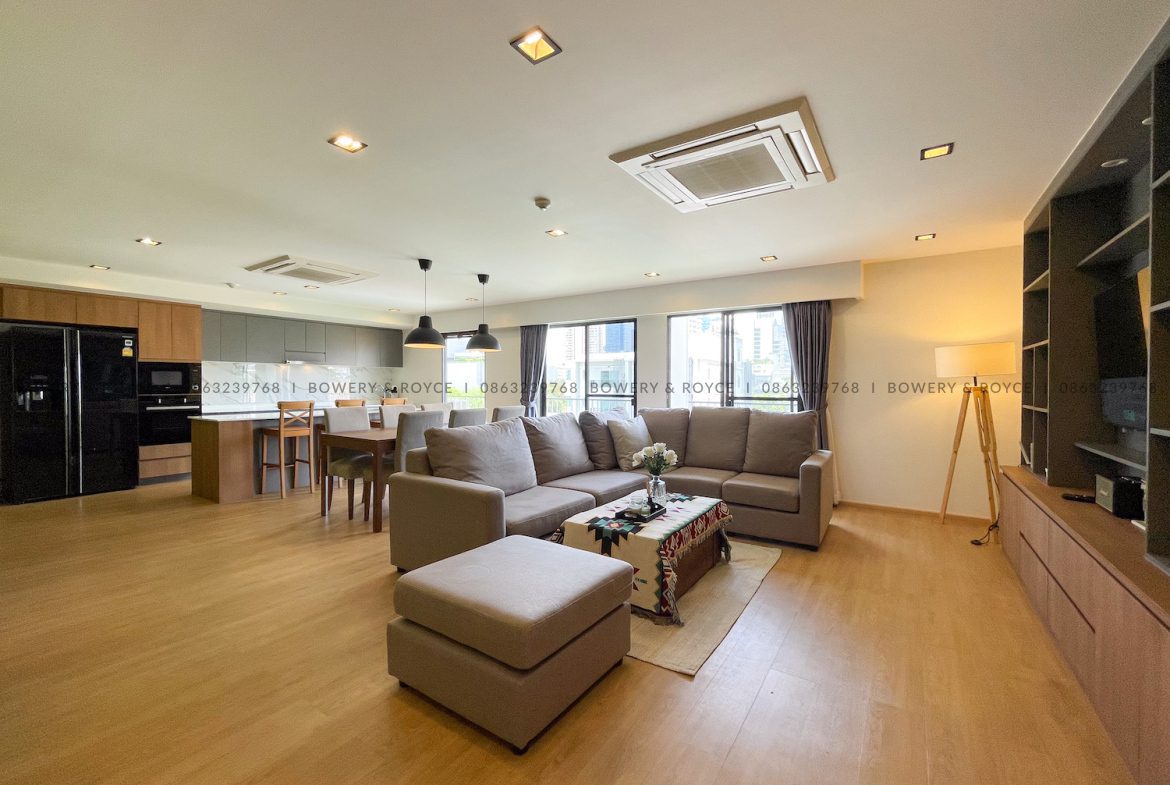 Professional Design Three Bedroom Pet Friendly Apartment for Rent in Thong Lor