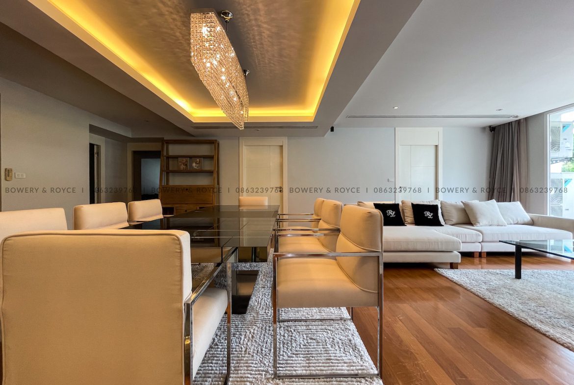 Spacious and Modern Three Bedroom Condo for Rent in Thong Lor