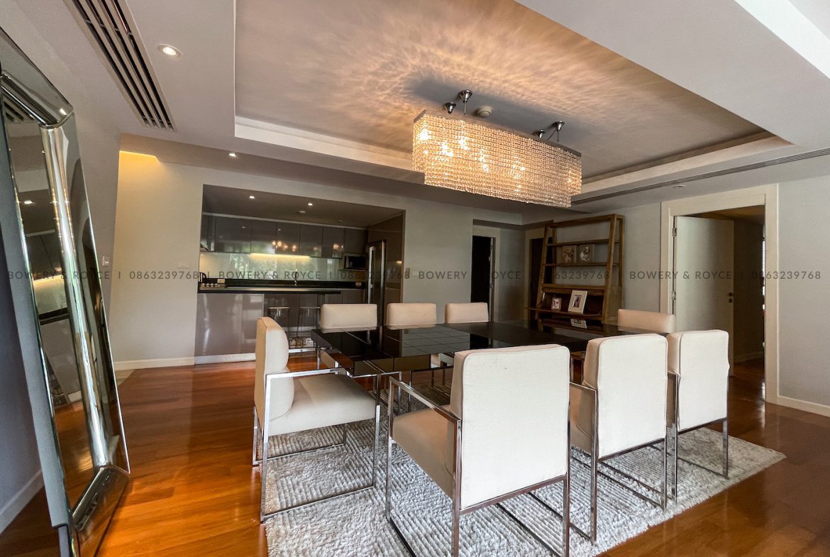 Spacious and Modern Three Bedroom Condo for Rent in Thong Lor