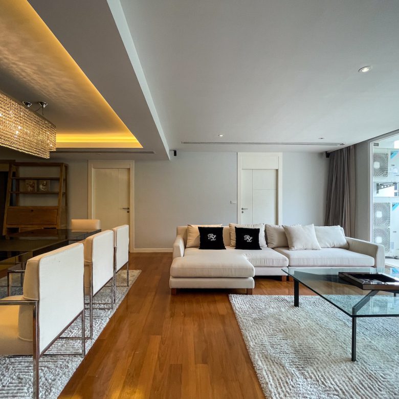 Spacious and Modern Three Bedroom Condo for Rent in Thong Lor