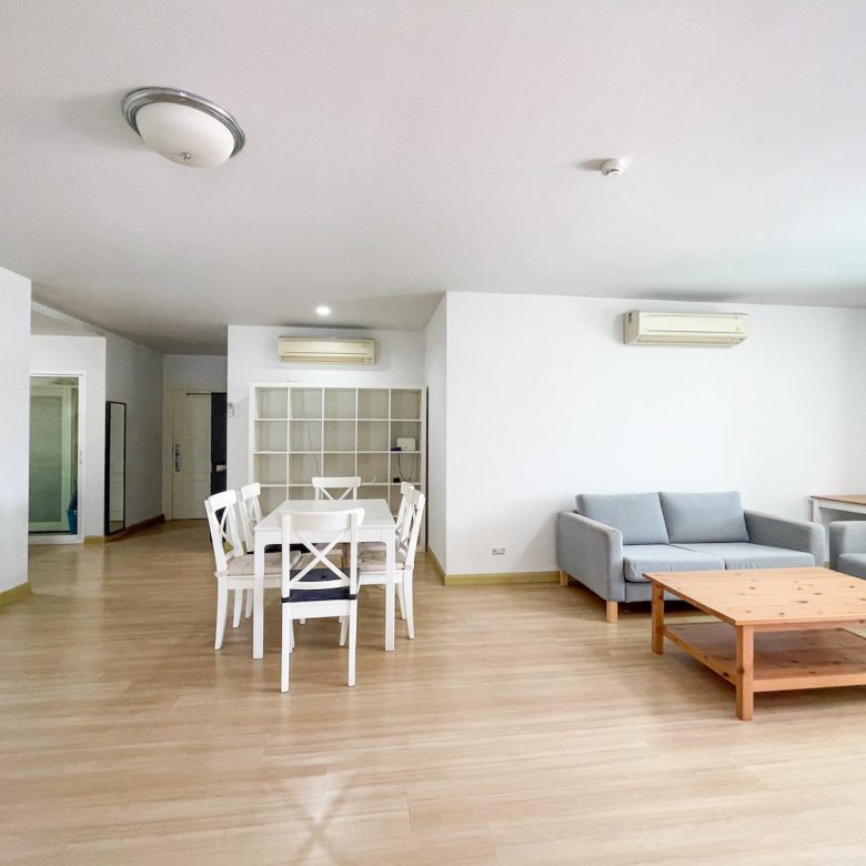 Large Three Bedroom Condo for Rent in Phrom Phong